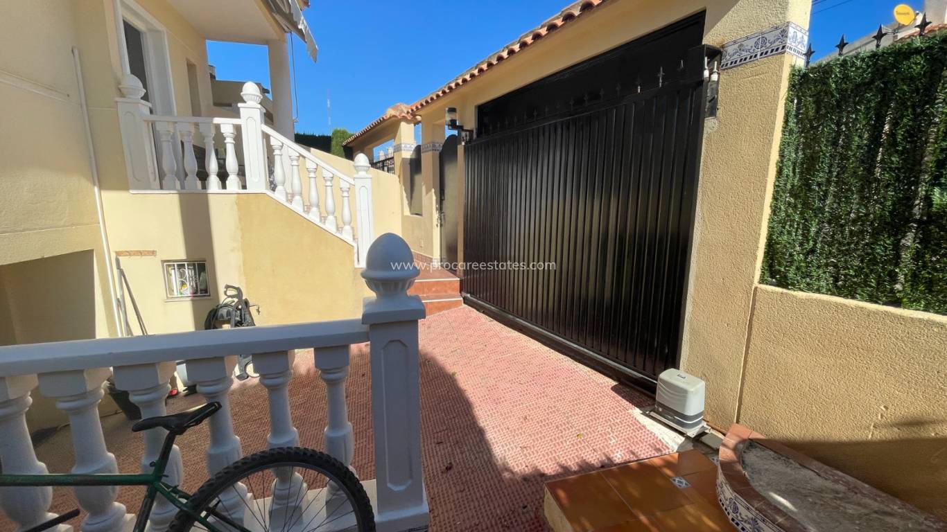 Revente - Villa - Guardamar del Segura - Alicante