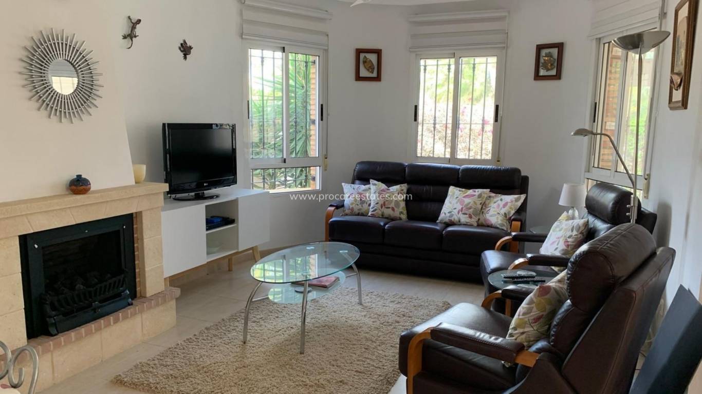 Revente - Villa - Guardamar del Segura - El Raso