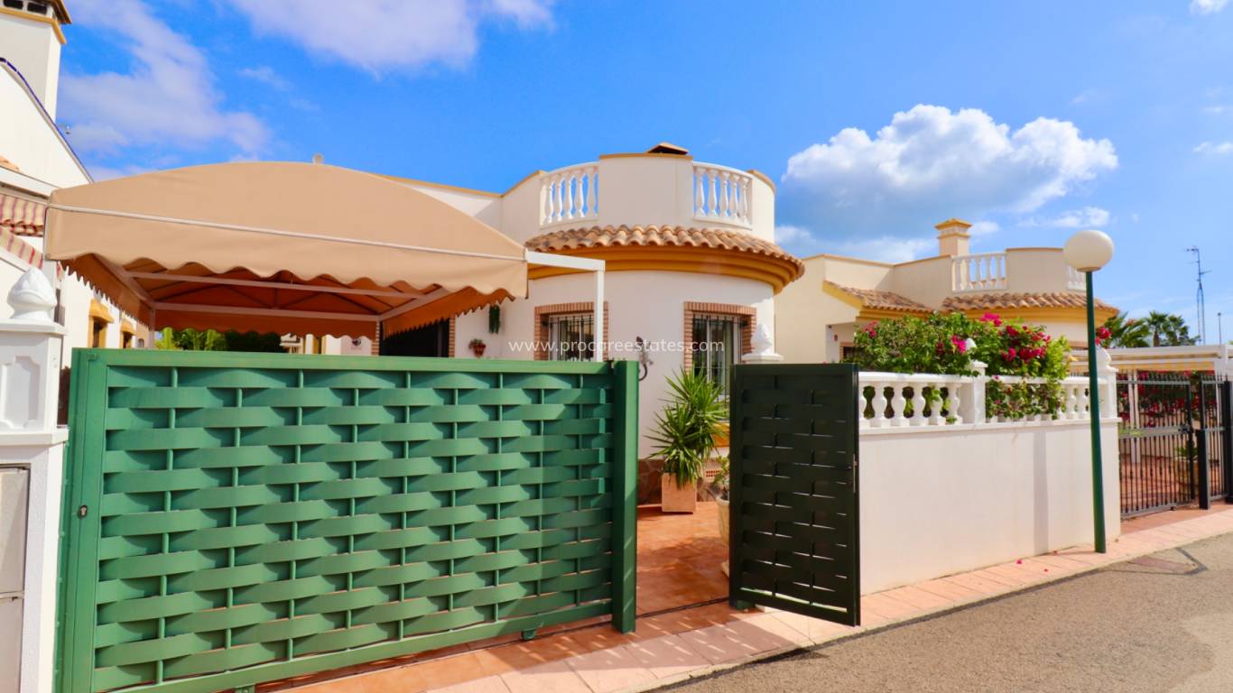 Revente - Villa - Guardamar del Segura - El Raso