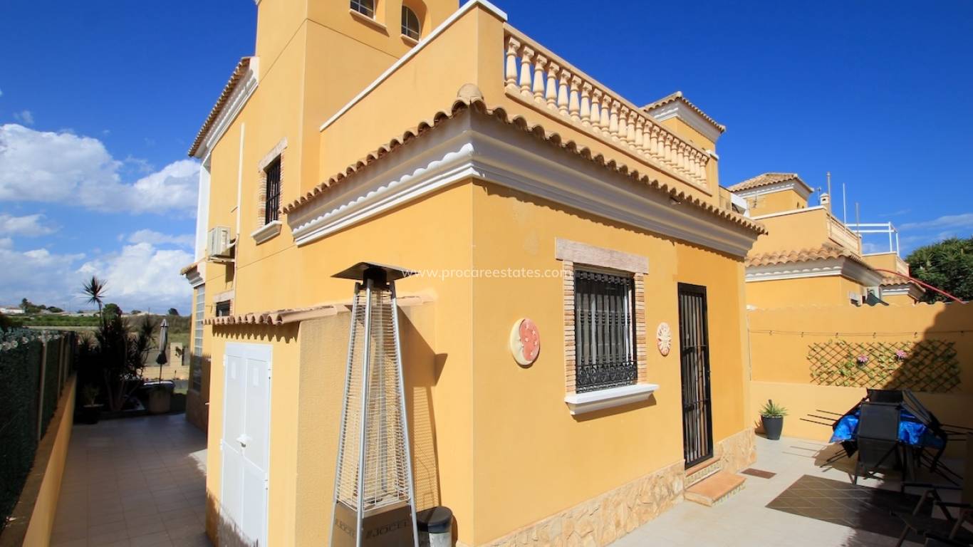 Revente - Villa - Guardamar del Segura - El Raso