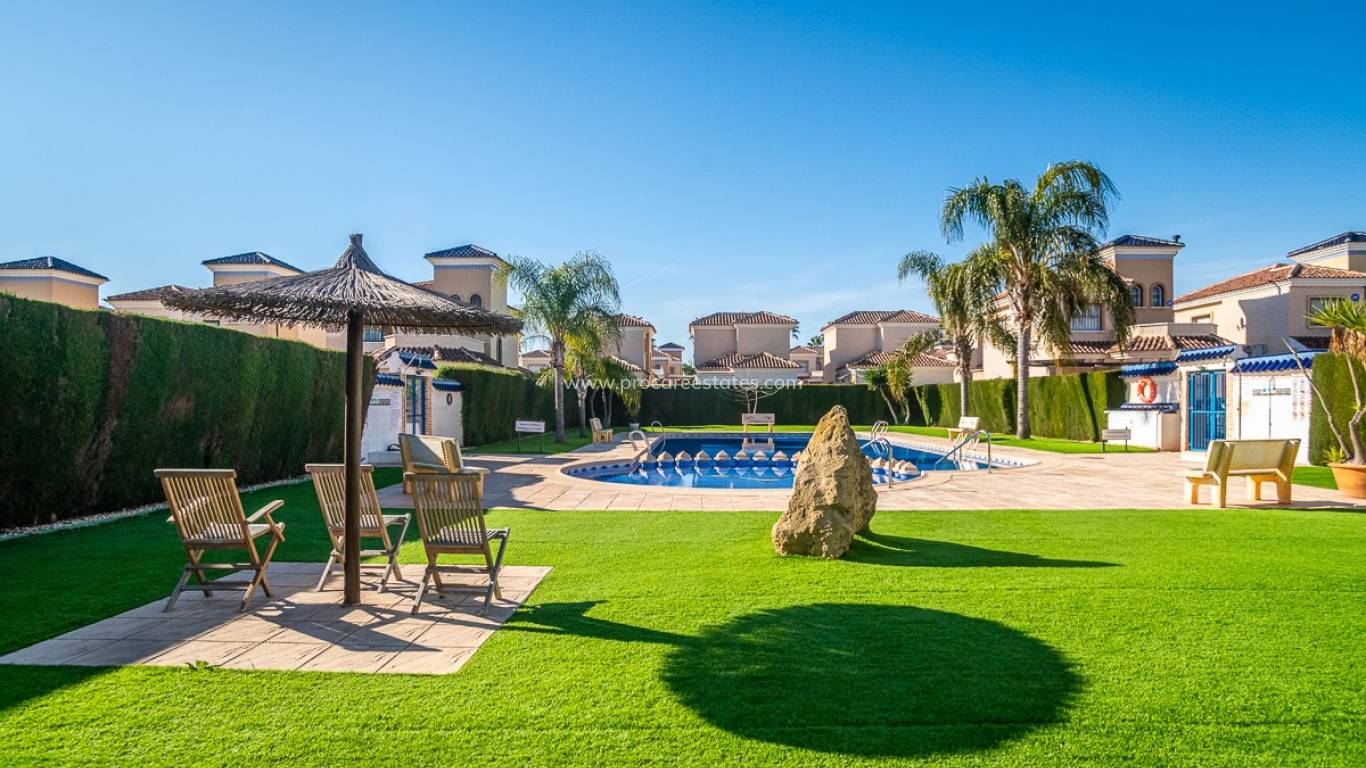 Revente - Villa - Guardamar del Segura - EL RASO