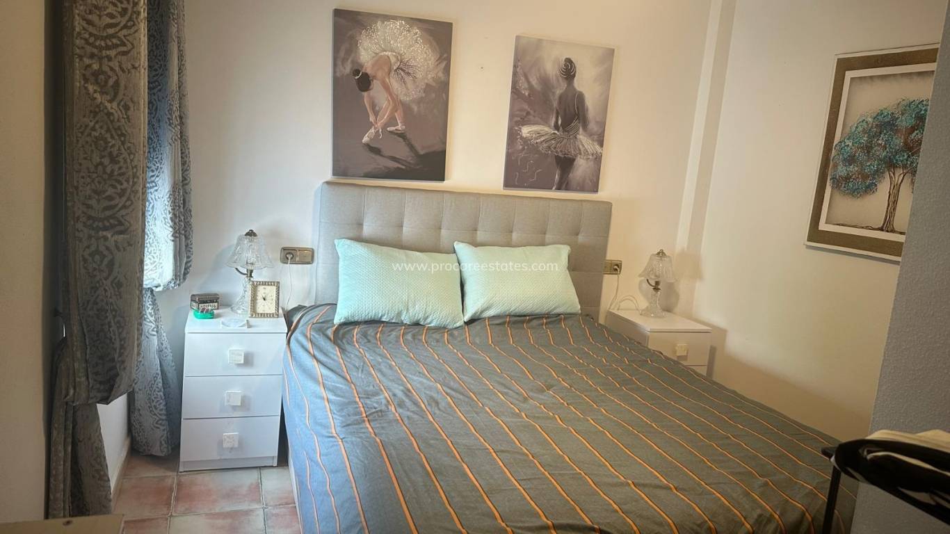 Revente - Villa - Hondon de las Nieves - Urbaniz La Montañosa