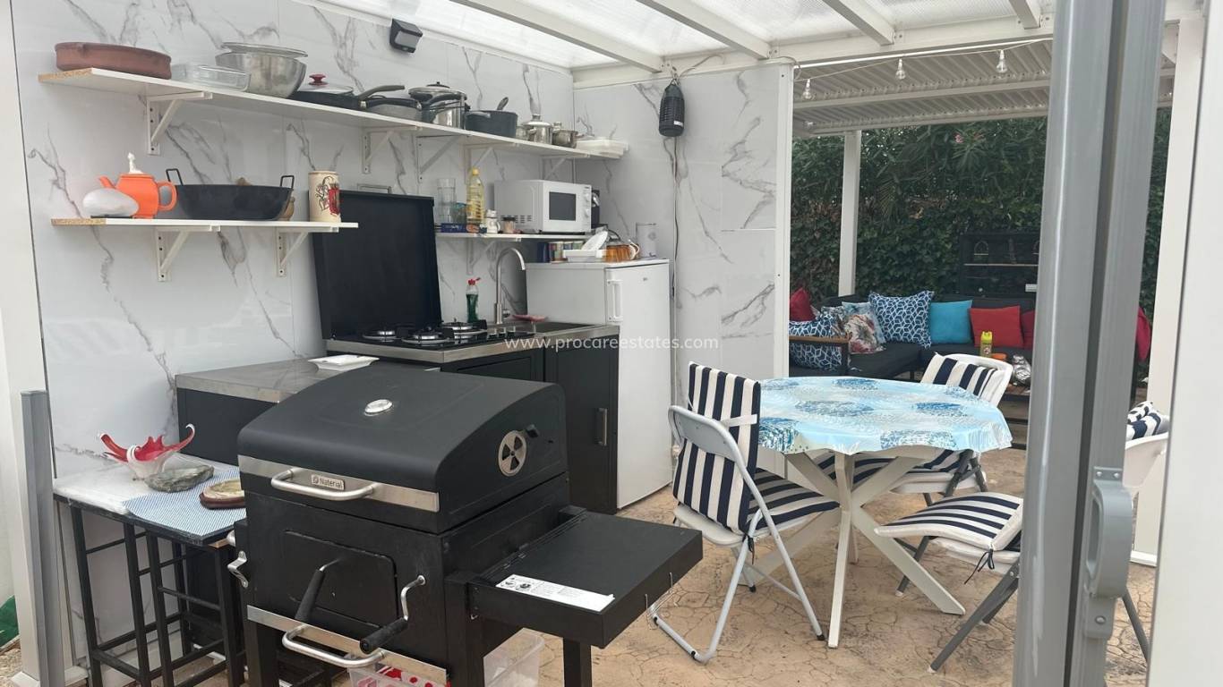 Revente - Villa - Hondon de las Nieves - Urbaniz La Montañosa