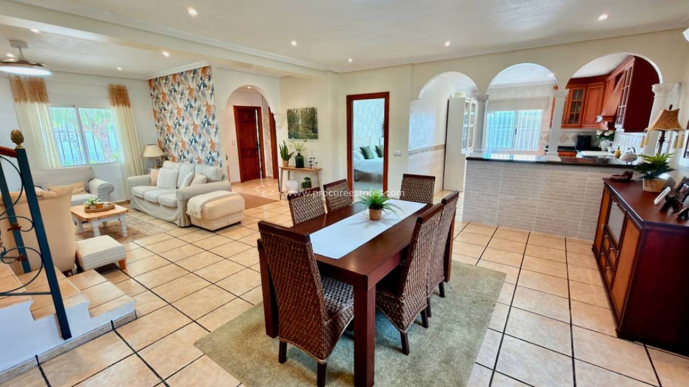 Revente - Villa - Hondon de las Nieves