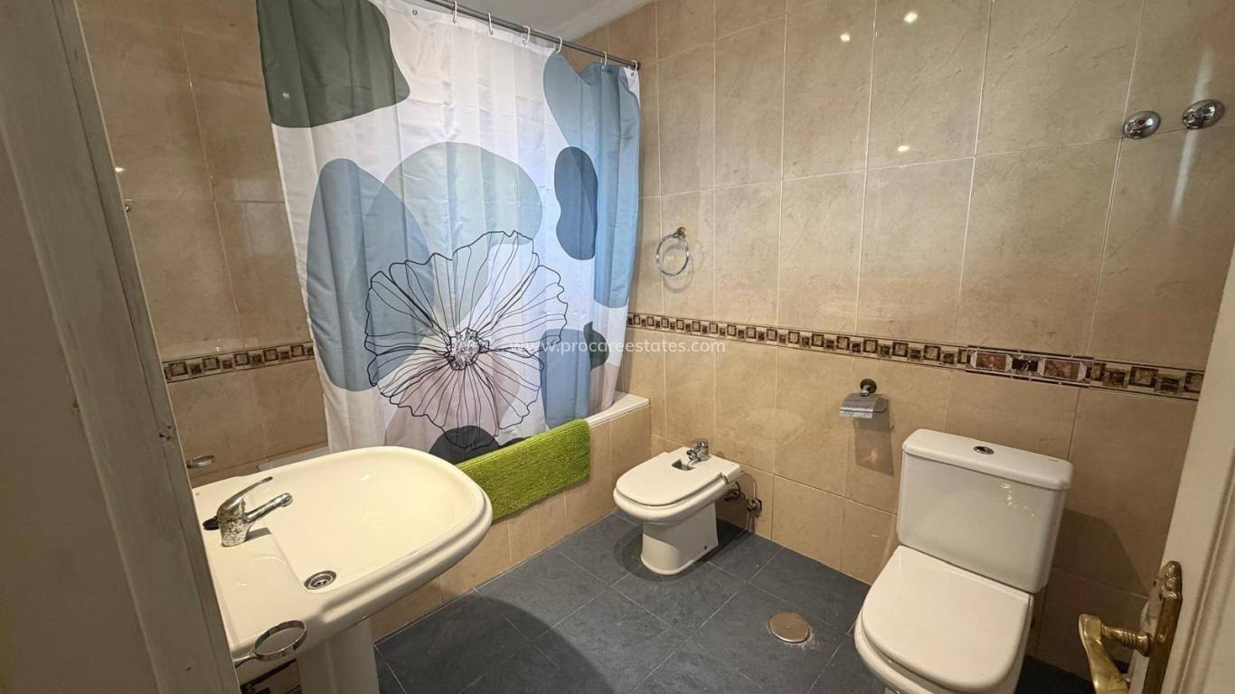 Revente - Villa - Jacarilla - Comunidad Valenciana