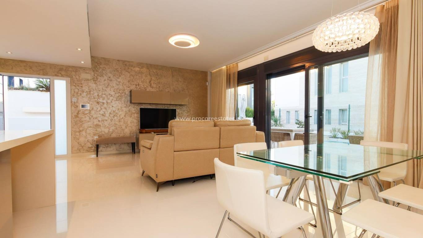 Revente - Villa - Orihuela Costa - Campoamor