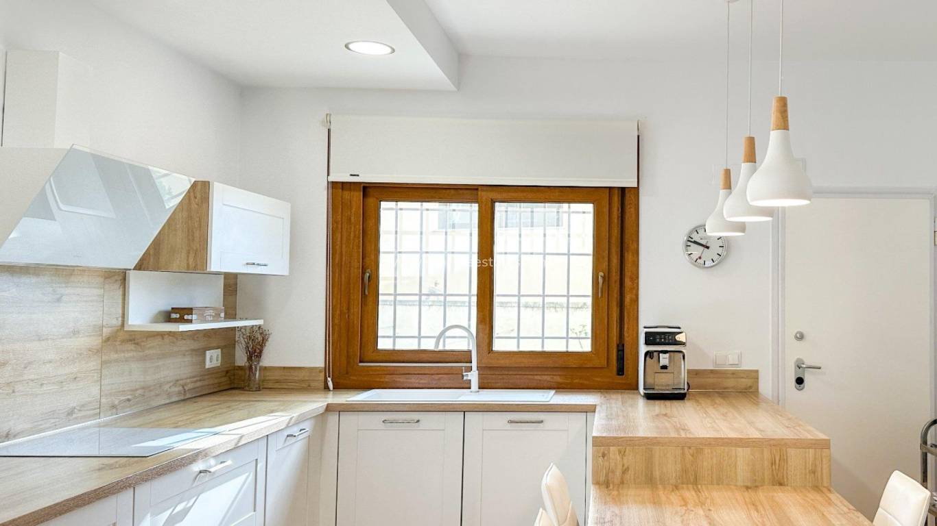 Revente - Villa - Orihuela Costa - Campoamor