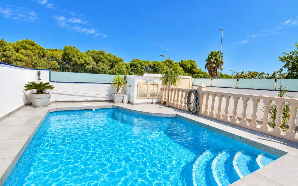 Revente - Villa - Orihuela Costa - Campoamor