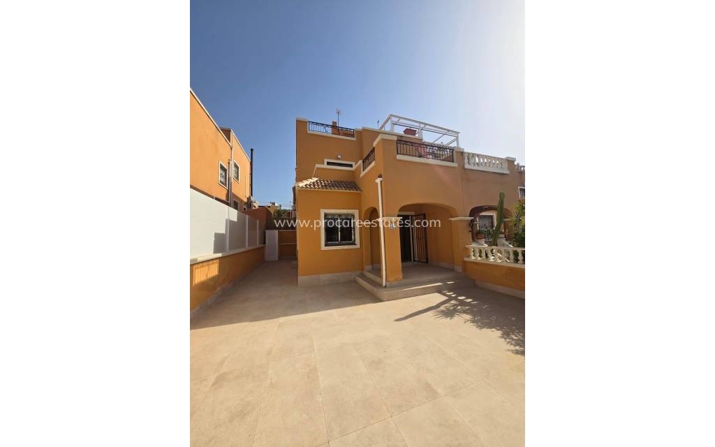 Revente - Villa - Orihuela Costa - Campoamor