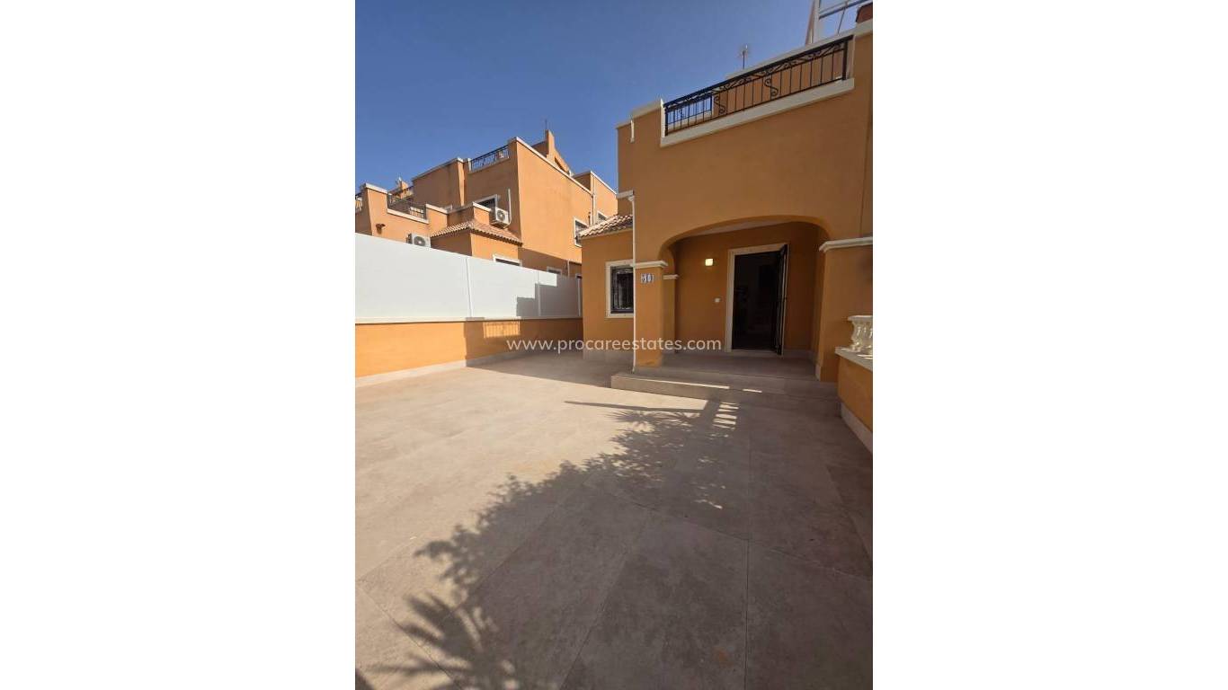 Revente - Villa - Orihuela Costa - Campoamor