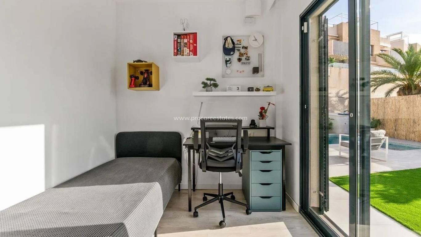 Revente - Villa - Orihuela Costa - La Zenia