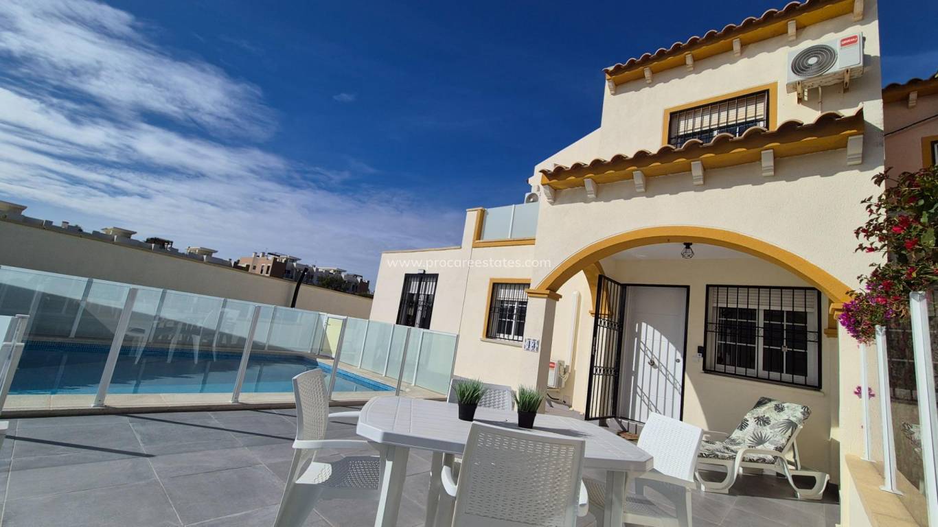 Revente - Villa - Orihuela Costa - La Zenia