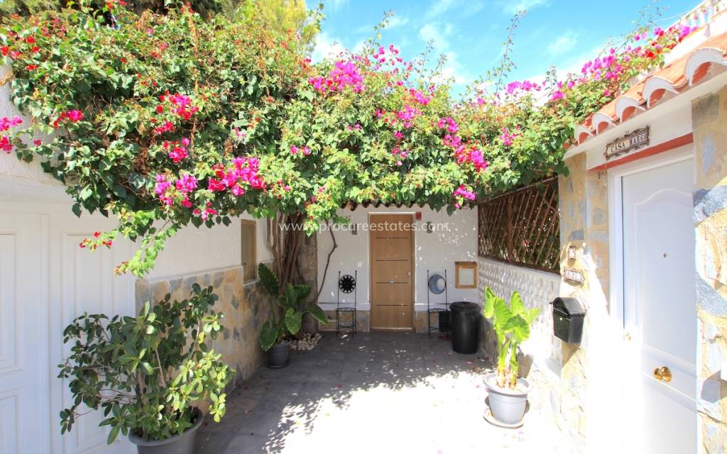 Revente - Villa - Orihuela Costa - La Zenia
