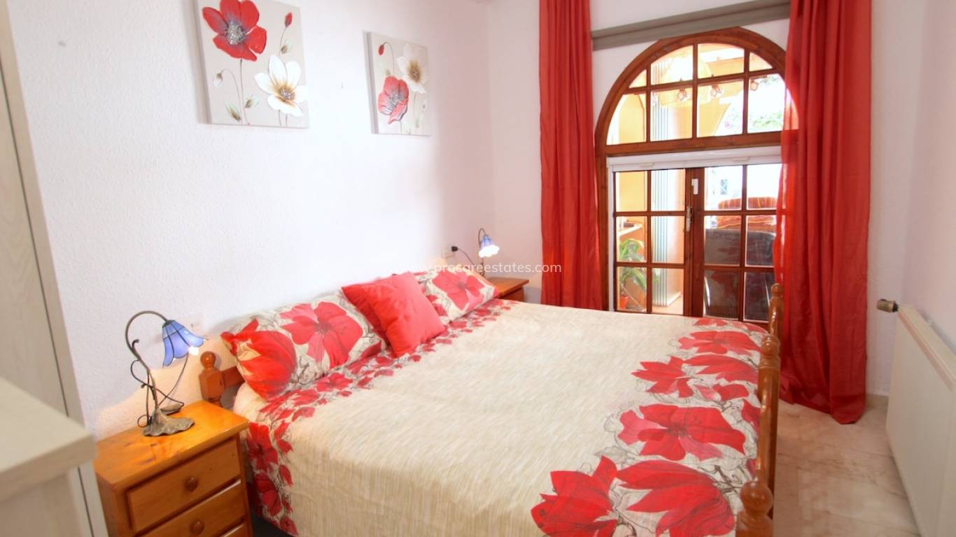 Revente - Villa - Orihuela Costa - La Zenia