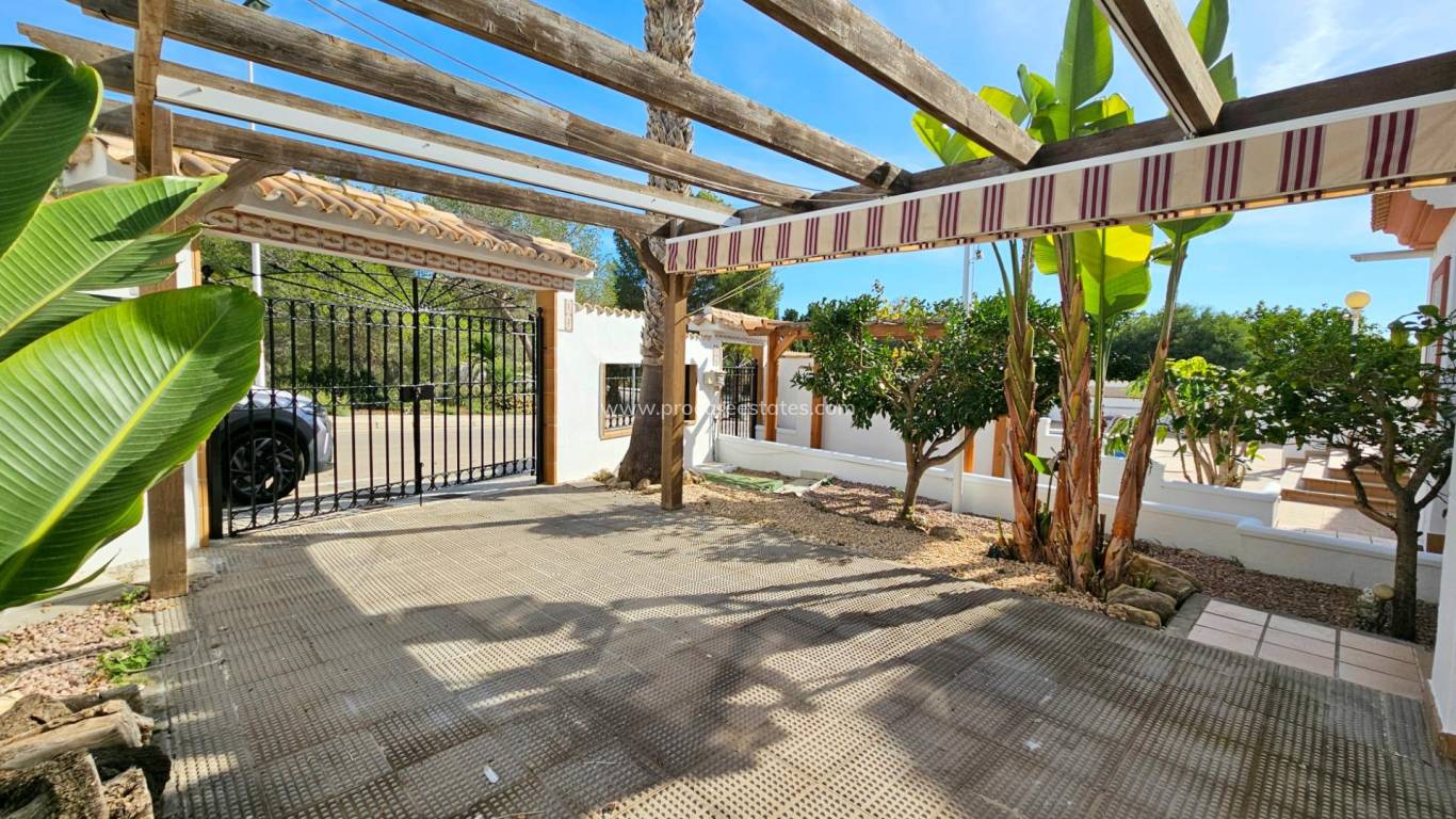 Revente - Villa - Orihuela Costa - Lomas de Campoamor-Las Ramblas