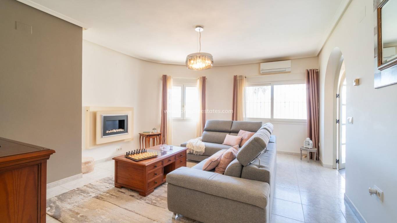 Revente - Villa - Orihuela Costa - Playa Flamenca