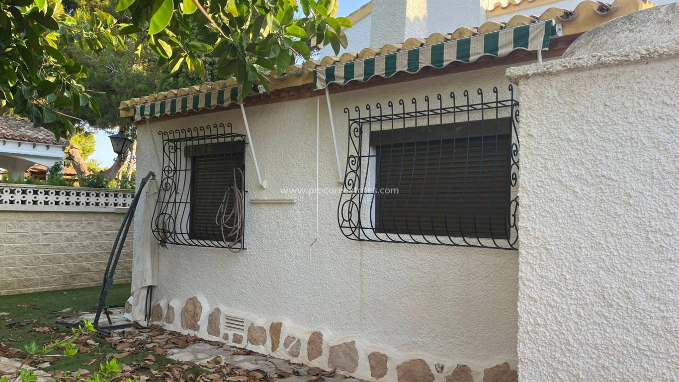 Revente - Villa - Orihuela Costa - Punta Prima