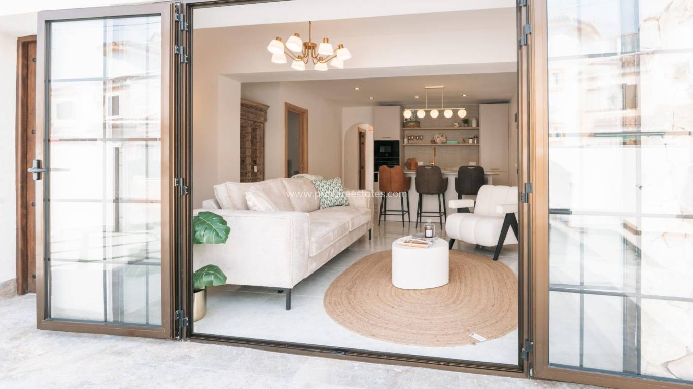 Revente - Villa - Orihuela Costa - Punta Prima