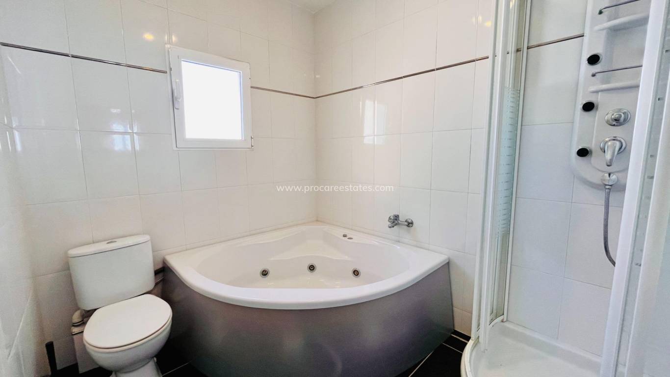 Revente - Villa - Orihuela Costa - Villamartin