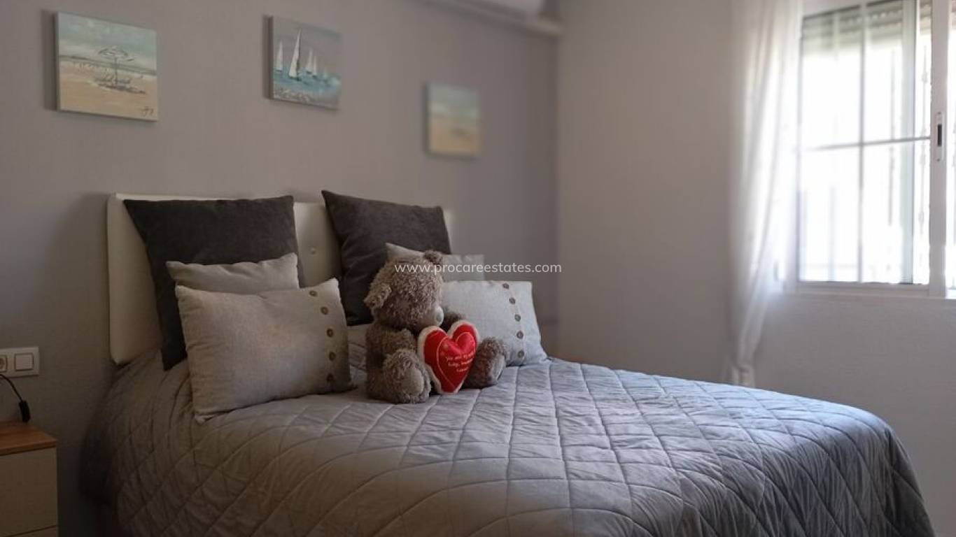 Revente - Villa - Orihuela Costa - Villamartin