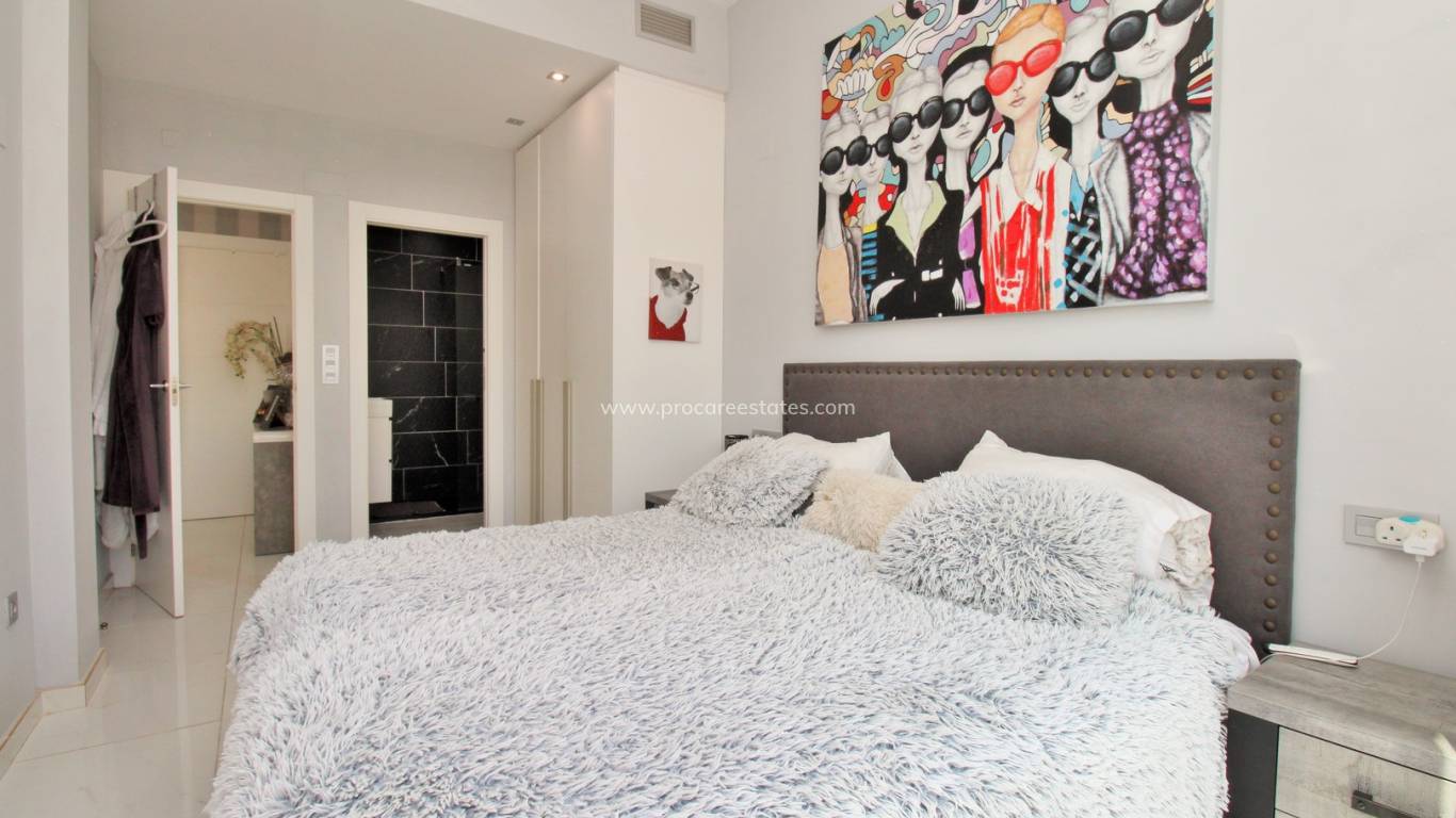 Revente - Villa - Orihuela Costa - Villamartin