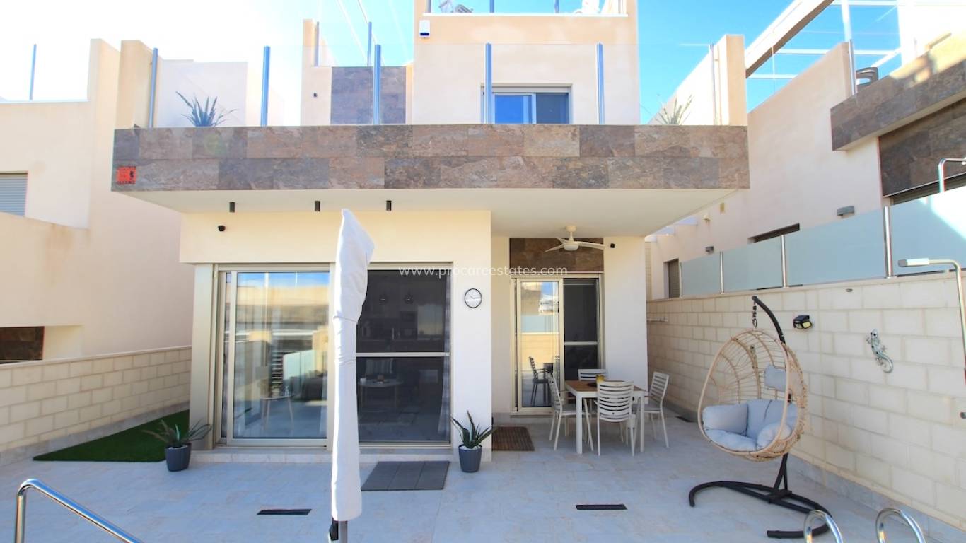 Revente - Villa - Orihuela Costa - Villamartin