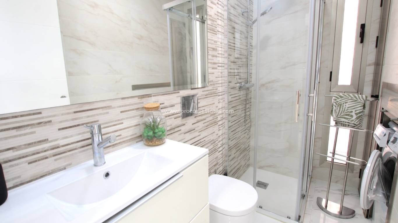 Revente - Villa - Orihuela Costa - Villamartin