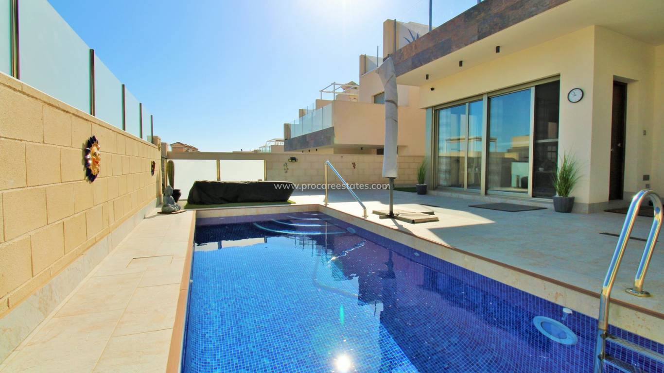 Revente - Villa - Orihuela Costa - Villamartin