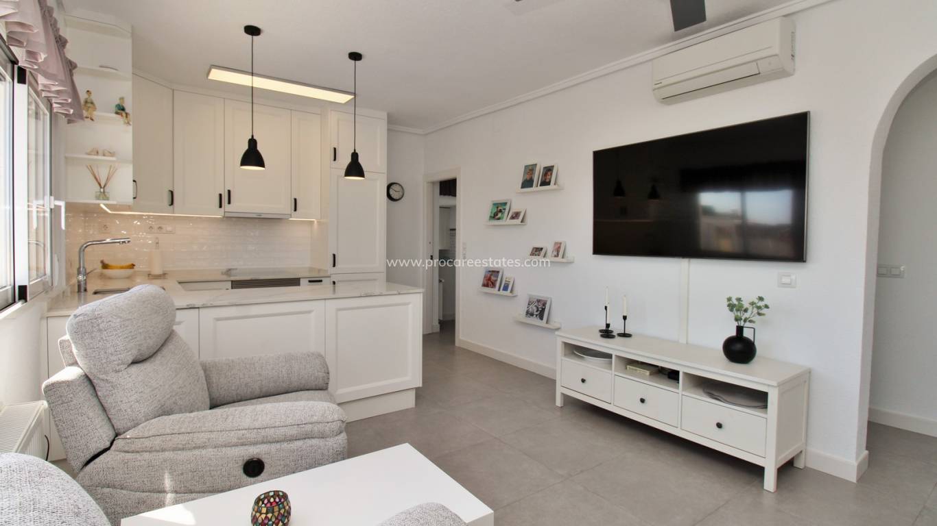 Revente - Villa - Orihuela Costa - Villamartin