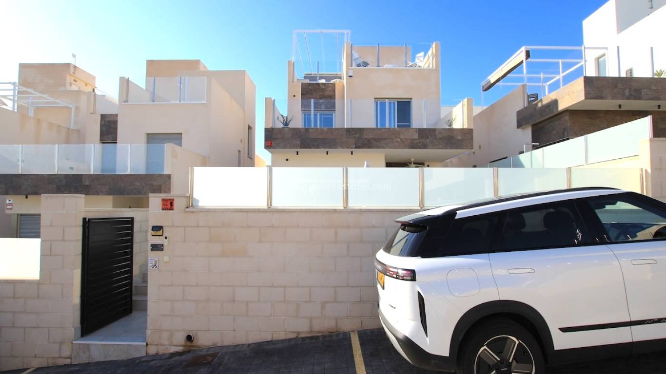 Revente - Villa - Orihuela Costa - Villamartin