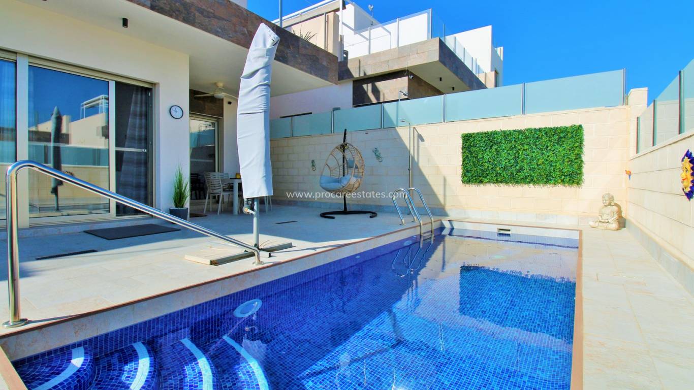 Revente - Villa - Orihuela Costa - Villamartin