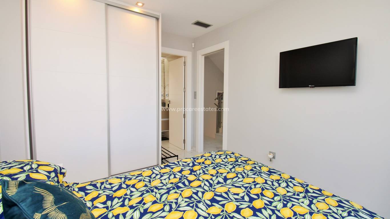 Revente - Villa - Orihuela Costa - Villamartin