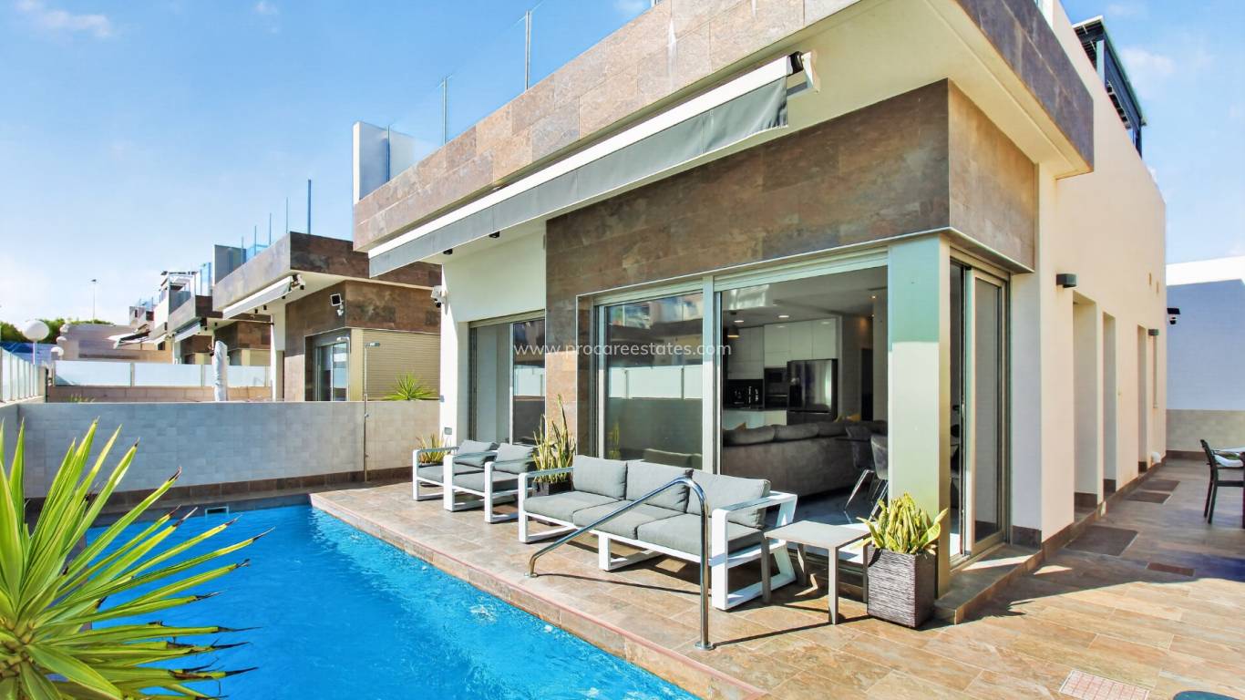 Revente - Villa - Orihuela Costa - Villamartin