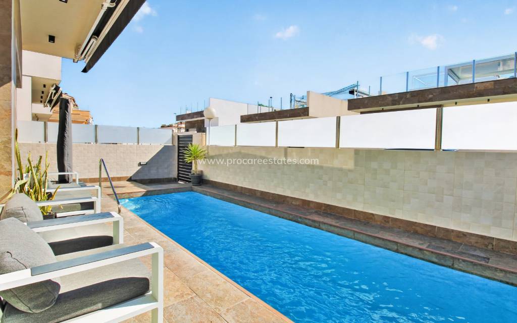 Revente - Villa - Orihuela Costa - Villamartin