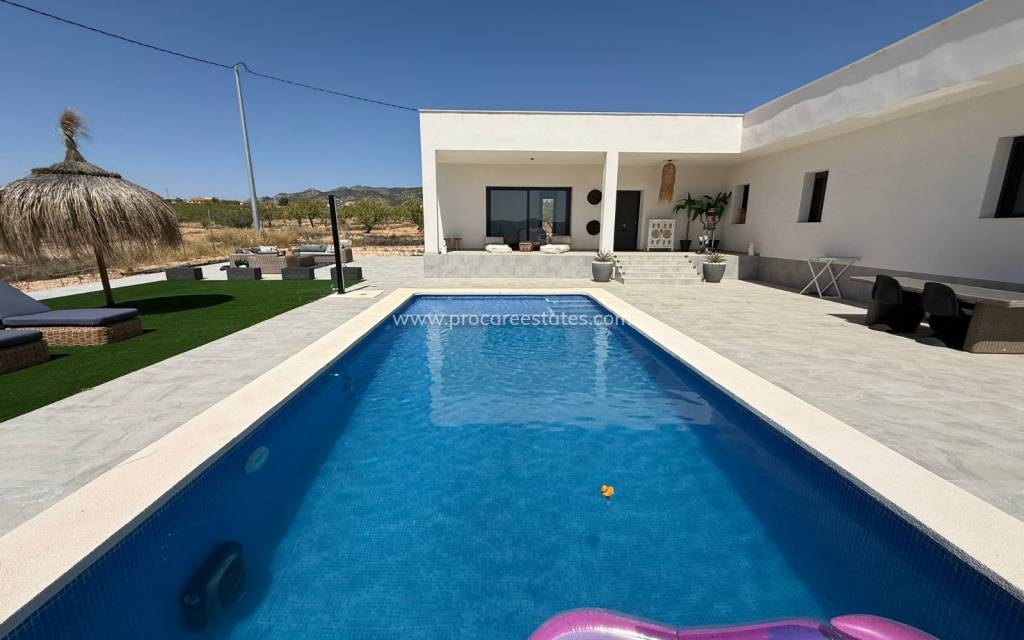 Revente - Villa - Pinoso