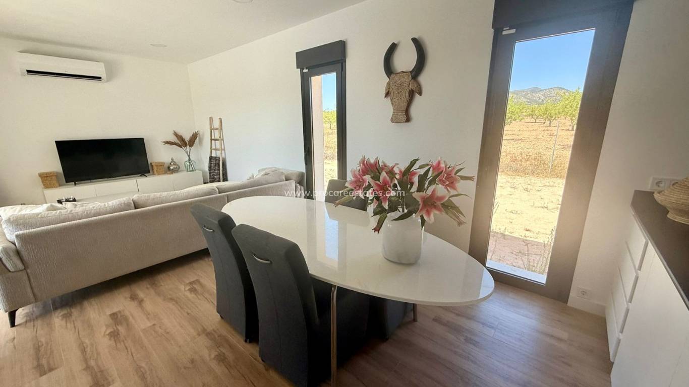Revente - Villa - Pinoso