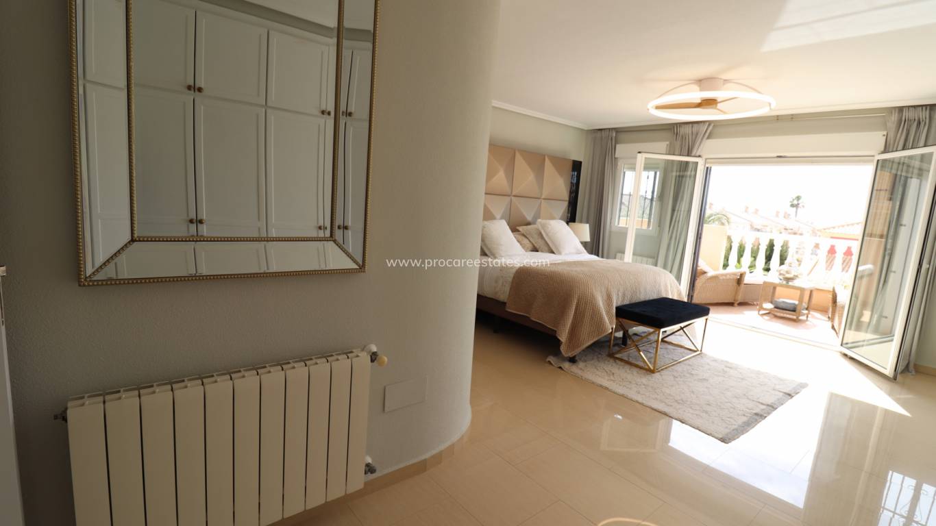 Revente - Villa - Torrevieja - Aguas Nuevas