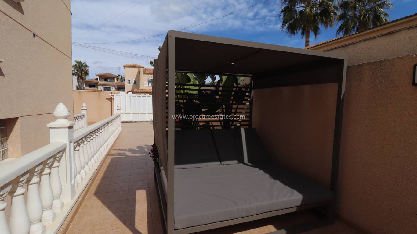 Revente - Villa - Torrevieja - Aguas Nuevas