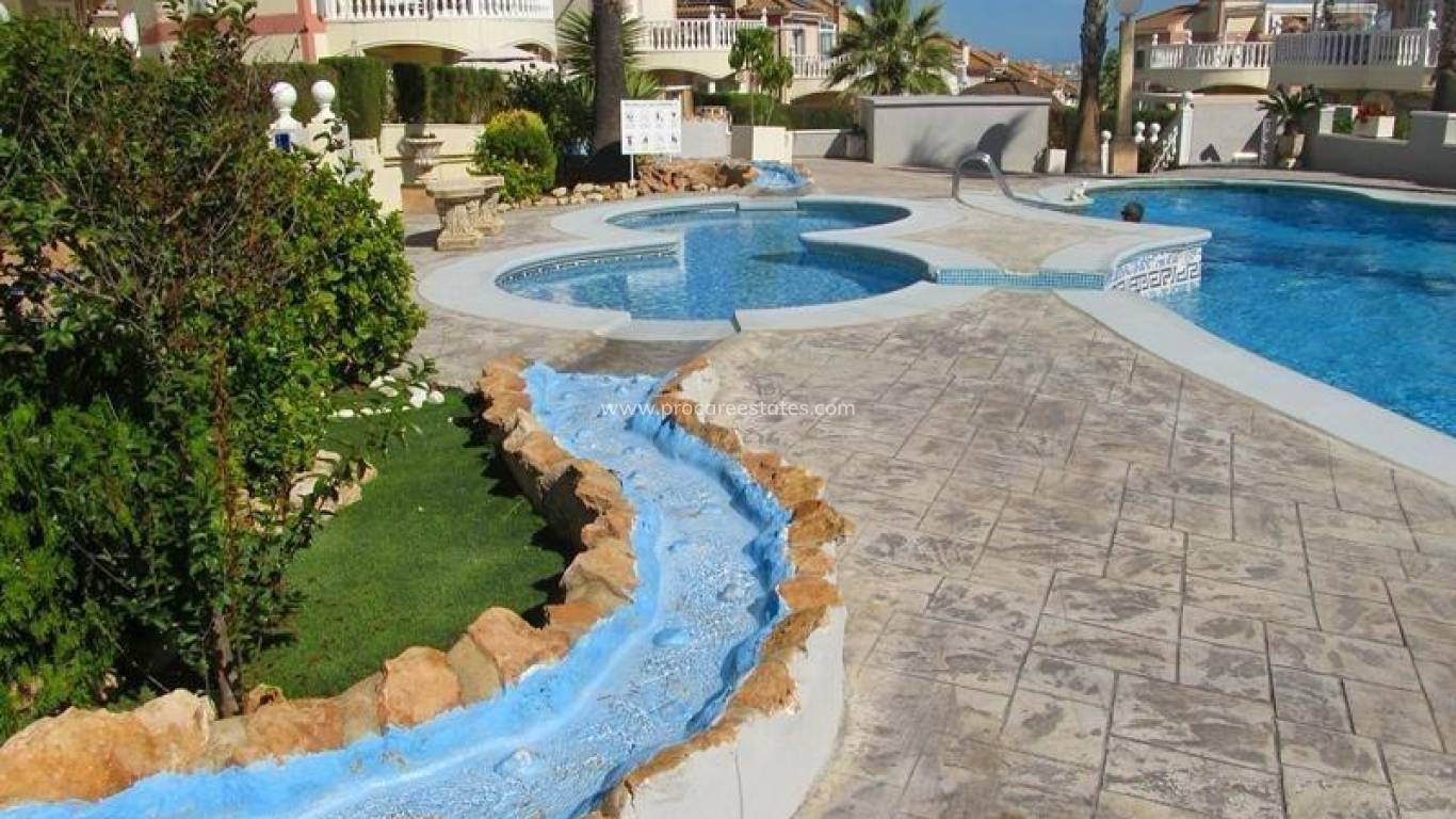 Revente - Villa - Torrevieja - Aguas Nuevas