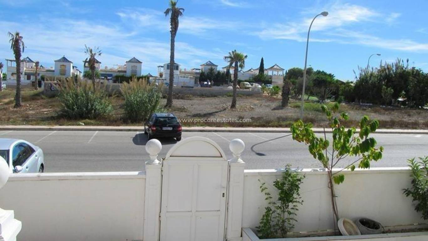 Revente - Villa - Torrevieja - Aguas Nuevas