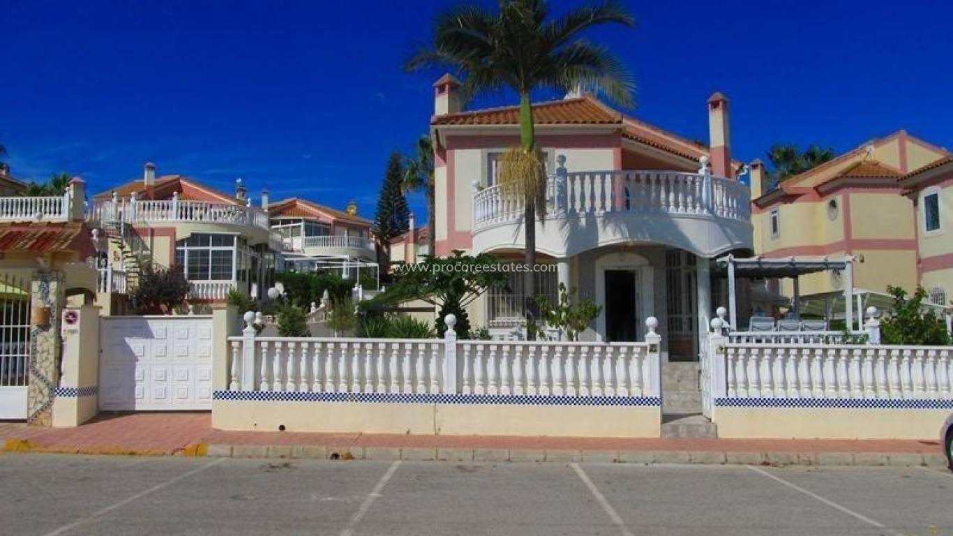 Revente - Villa - Torrevieja - Aguas Nuevas