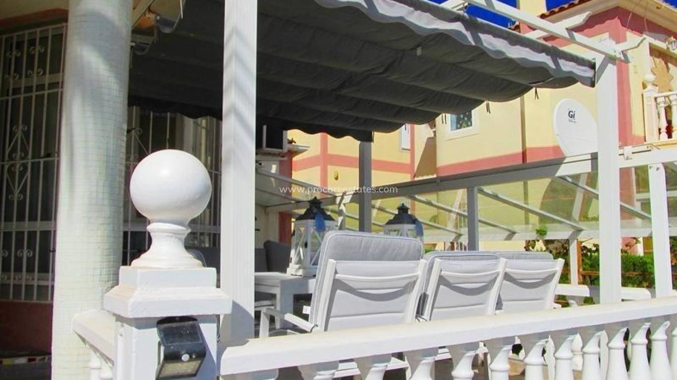 Revente - Villa - Torrevieja - Aguas Nuevas