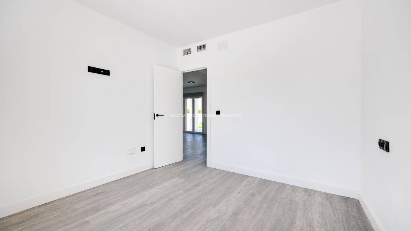 Revente - Villa - Torrevieja - El Chaparral