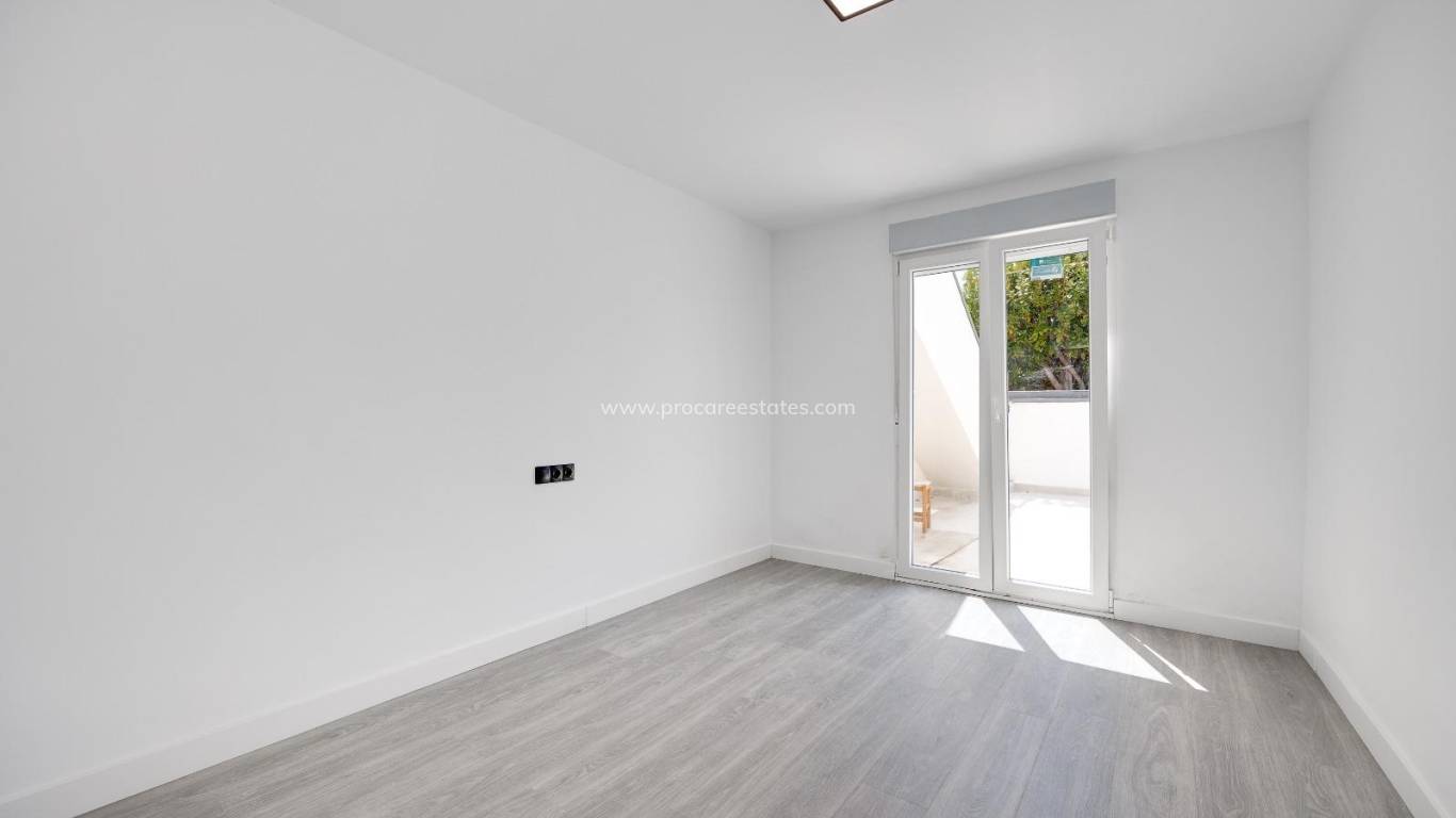 Revente - Villa - Torrevieja - El Chaparral