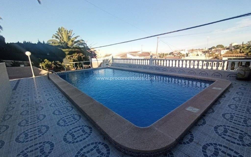 Revente - Villa - Torrevieja - Los Balcones