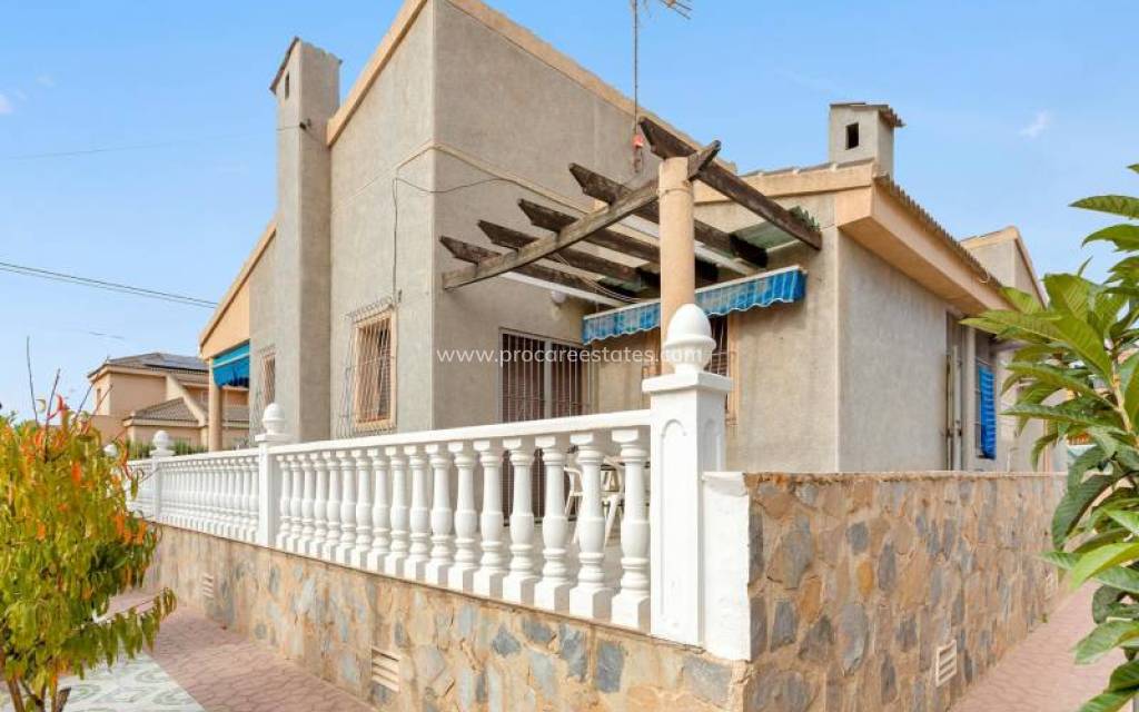 Revente - Villa - Torrevieja - Nueva Torrevieja