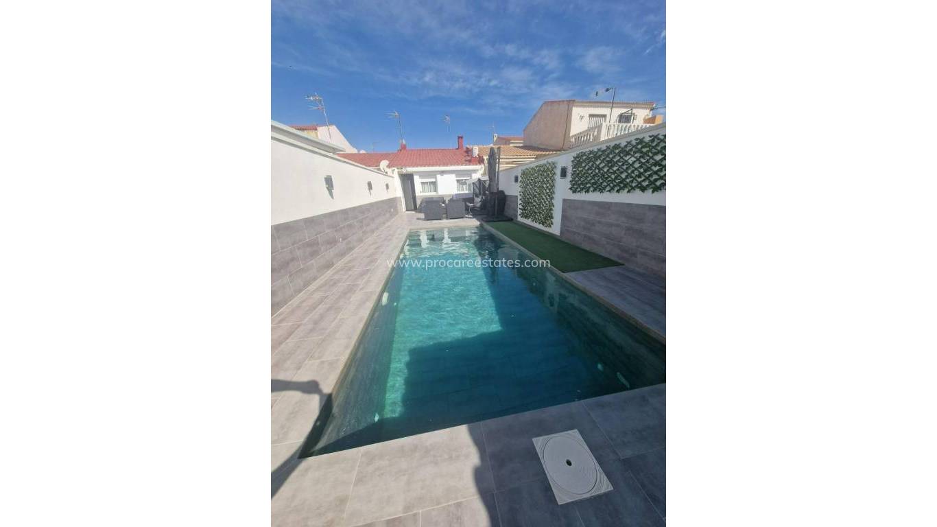 Revente - Villa - Torrevieja - Paseo maritimo