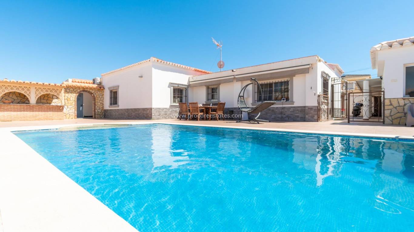 Revente - Villa - Torrevieja - Torreta-Florida