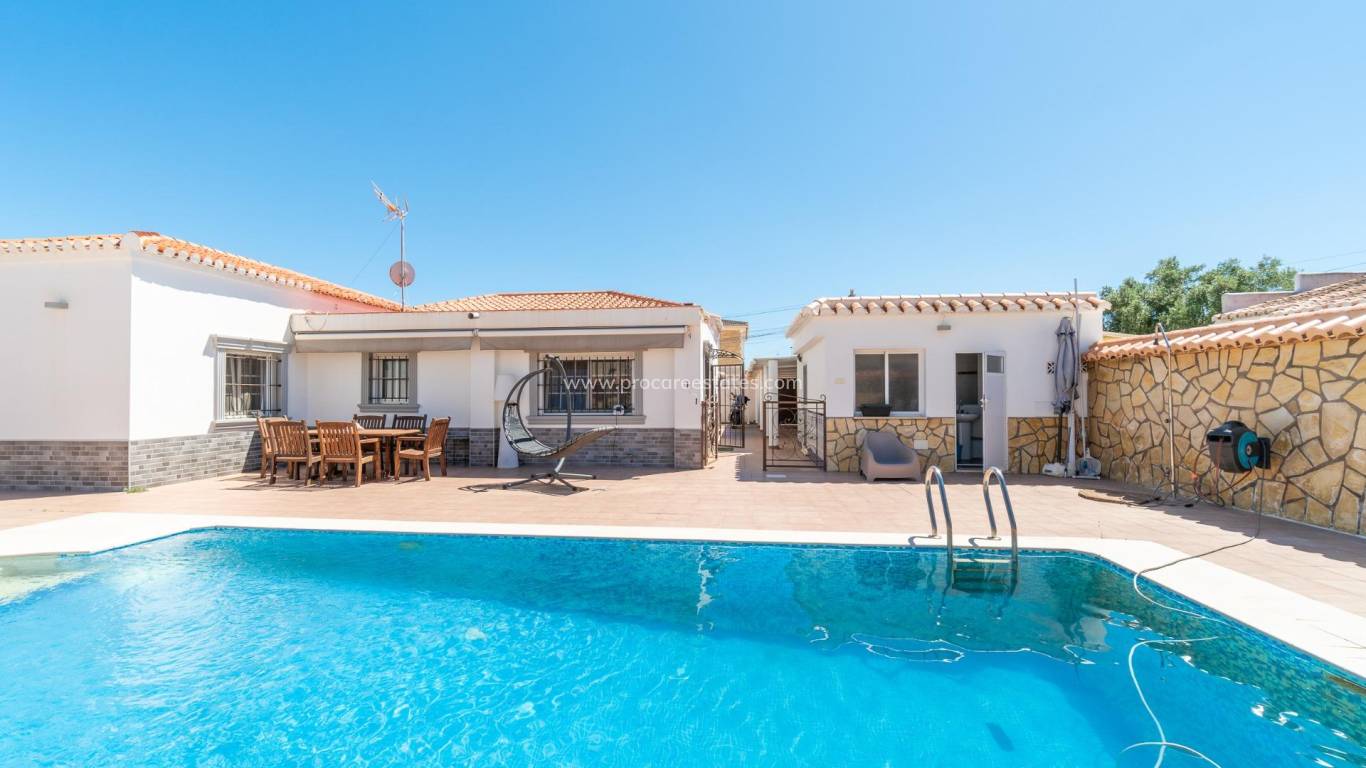 Revente - Villa - Torrevieja - Torreta-Florida