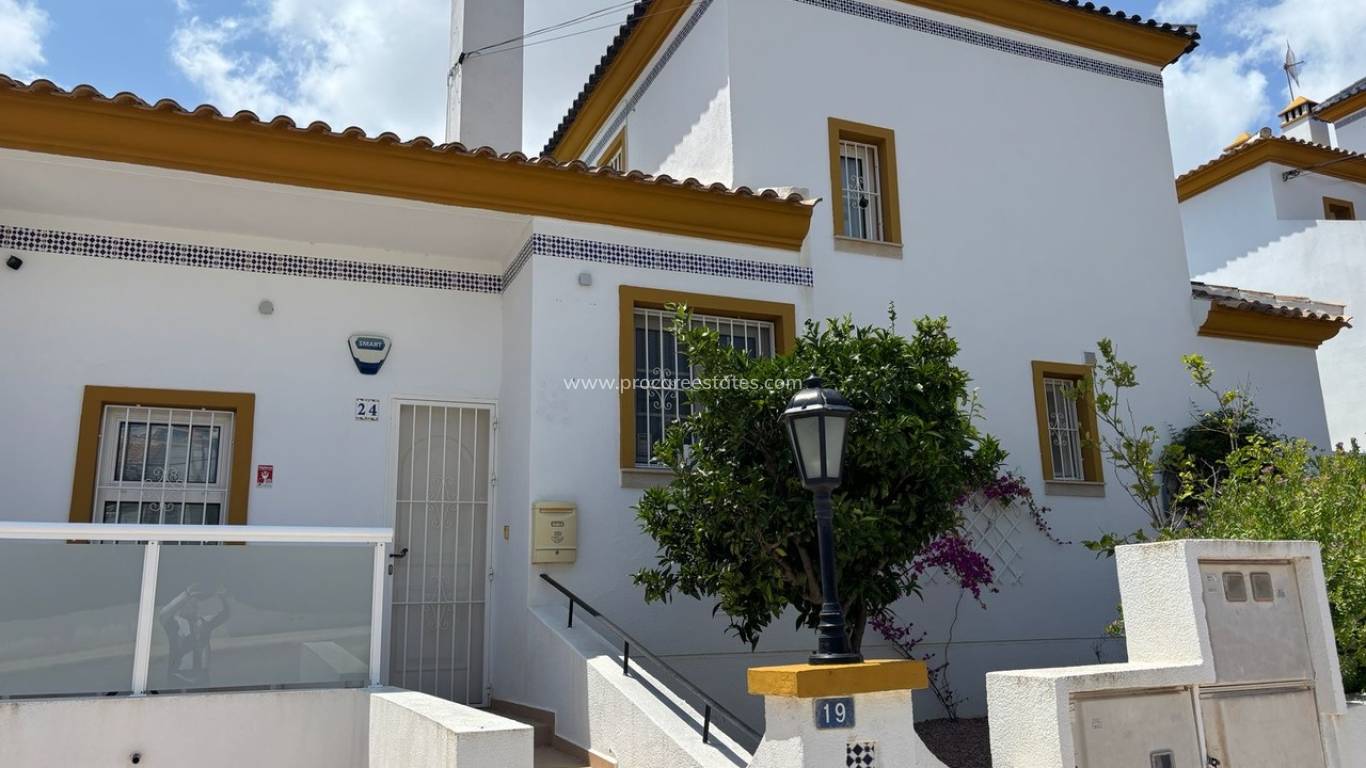 Revente - Villa - Villamartin, Orihuela Costa - Villamartin